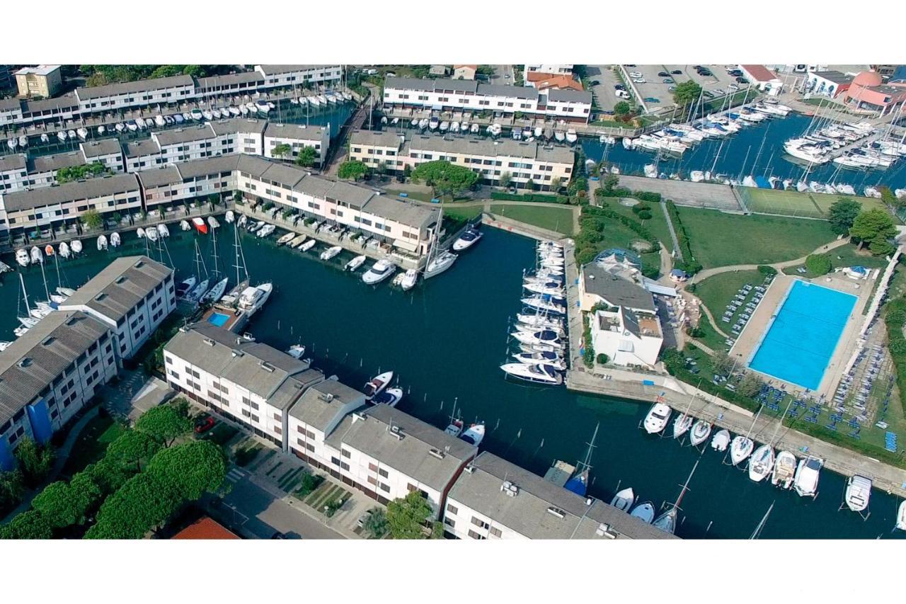Isola Terramare Apartment Lignano Sabbiadoro Bagian luar foto